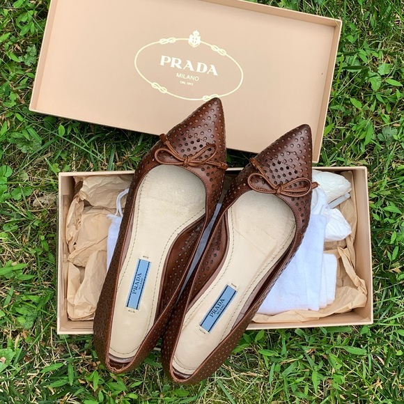 Prada Shoes - PRADA LUX 🇮🇹 Flats Authentic sz7